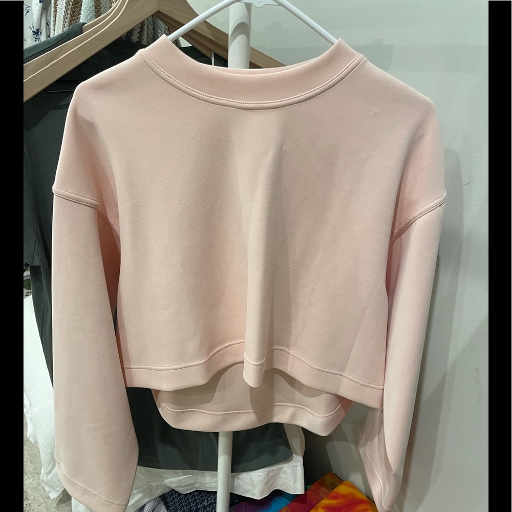 Lululemon Blush Cropped Sweatshirt